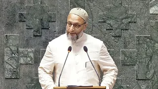 Owaisi's Post-Oath Lok Sabha Slogan Makes Him Eligible For Disqualification? BJP Leader Cites Article 102