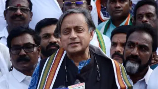 delhi-rains-flood-congress-mp-shashi-tharoors-official-residence-in-capital-woke-up-to-find-my-entire-home-video