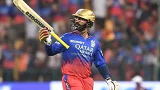 dinesh-karthik-back-with-royal-challengers-bengaluru-after-ipl-retirement-named-as-their-new-batting-coach-and-mentor