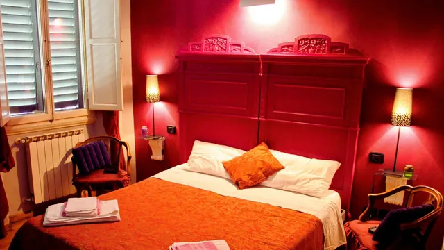 why-red-paint-might-be-an-ideal-choice-for-couple-bedroom-to-enhance-love-and-intimacy-vastu-explains