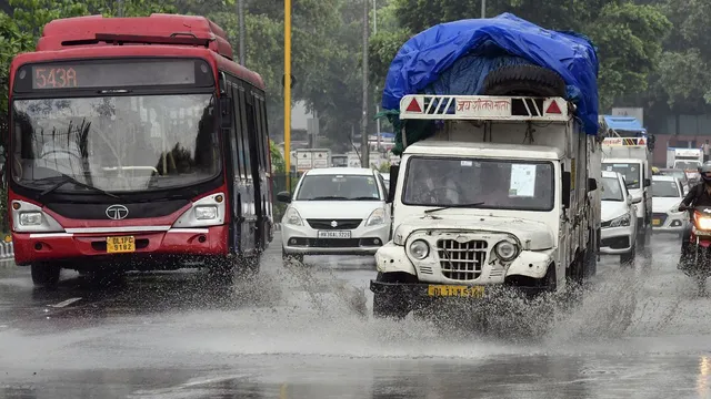 delhi-rain-today-national-capital-noida-weather-update-traffic-snarl-waterlogging-imd-rain-forecast-yellow-alert-latest-news