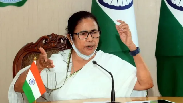 mamata-banerjee-alleges-her-mic-stopped-while-speaking-in-niti-aayog-meet-chaired-by-pm-modi-this-is-insulting