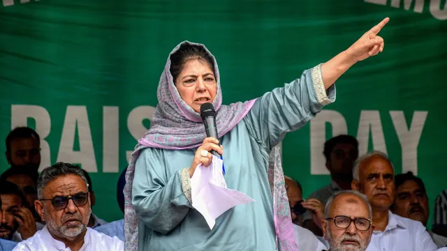 mehbooba-muftis-advice-to-hm-amit-shah-on-pok-get-representatives-of-both-sides-to-sit-together