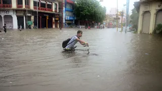 Rajasthan: Over 20 Dead Amid Heavy Rainfall And Flooding, Schools Shut; IMD Issues Alert For THESE Districts