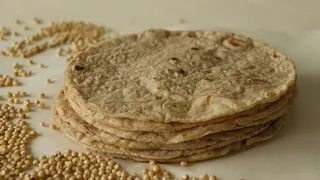Jowar Atta Benefits; 5 Reasons To Replace Your Regular Wheat Flour With Sorghum Flour