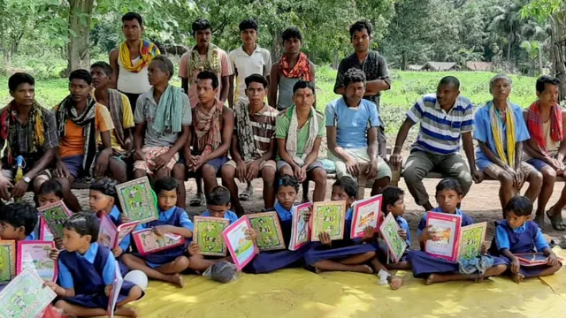 chhatisgarh-govt-to-provide-interestfree-loans-to-students-from-naxalhit-areas-for-higher-education