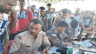 jharkhand-eight-die-over-100-faint-during-excise-constable-recruitment-test-suspected-stimulants-under-investigation