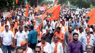 shivaji-statue-collapse-sparks-major-political-row-in-mumbai-uddhav-targets-pm-modi-mahayuti-hits-back-updates