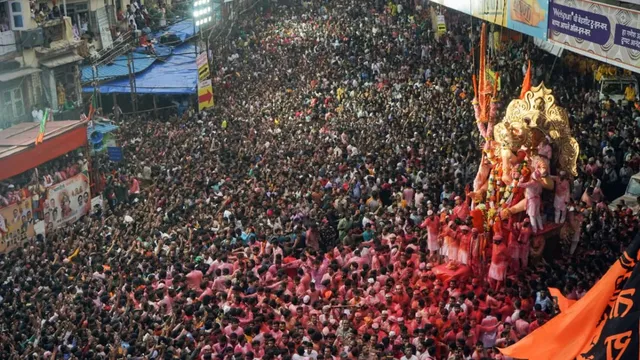 pune-traffic-advisory-key-roads-closed-for-ganesh-visarjan-processions-on-september-17-18-check-list-pune-traffic-today-roads-closed-today