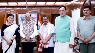 delhi-cm-arvind-kejriwal-resignation-live-news-atishi-sunita-kejriwal-lg-vinai-kumar-saxena-aap-party-latest-updates-lb
