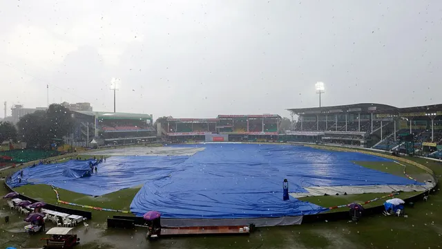 ind-vs-ban-2nd-test-day-2-weather-report-rain-likely-to-play-spoilsport-again-on-second-day-at-green-park-stadium