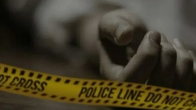delhi-police-constable-dragged-on-road-for-10-metres-crushed-to-death-by-liquor-mafia-car-in-nangloi
