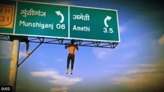 Amethi Viral Video: UP Man Does Pull Ups On Signboard; Internet Demands Action