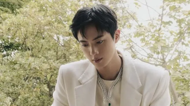 bts-jin-wins-fan-poll-as-the-kpop-idol-most-likely-to-treat-parents-well-details-inside