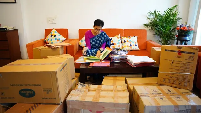 delhi-bungalow-row-atishi-delhi-pwd-delhi-lg-vk-saxena-sanjay-singh-gad-department