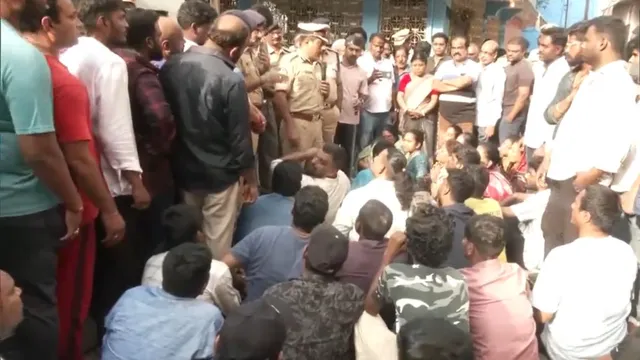 hyderabad-bjp-leader-madhavi-latha-detained-during-protest-over-alleged-temple-vandalism