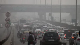 Delhi Pollution Alert: Air Quality In National Capital Touches 'Very Poor' Category, No Possibility Of Improvement For Next Three Days