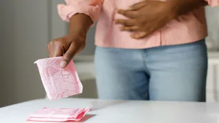 How Frequently Should You Change Your Sanitary Napkins During Menstruation? Doctor Explains