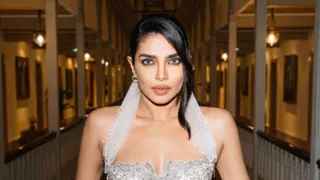 priyanka-chopra-on-difference-in-bollywood-and-hollywood-we-have-jugaad