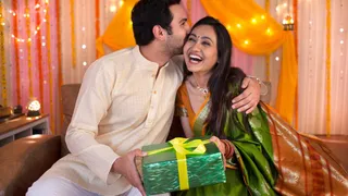 Diwali 2024 Gifting Guide: 5 Best Gift Ideas Under Your Budget For Your Loved Ones