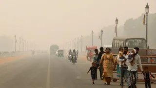 5 Reasons Why You Should Refrain From Morning Walks Amid Worsening Air Quality