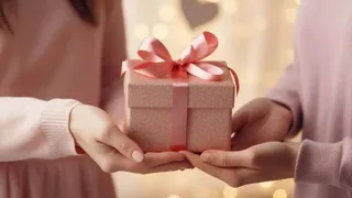 Agra News: Man Uses Fake App To Make Online Payment For Girlfriend’s Shopping, Arrested