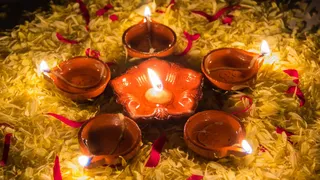 Diwali 2024: 5 Beautiful Diya Decor Ideas That You Can Do Easily At Home