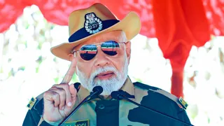 pm-modi-in-gujarat-says-india-now-has-government-that-wont-sacrifice-on-even-an-inch-of