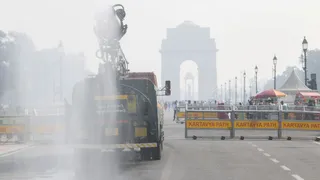 Delhi AQI Peaks Above 600 As National Capital Grapples With ‘Hazardous’ Pollution Levels