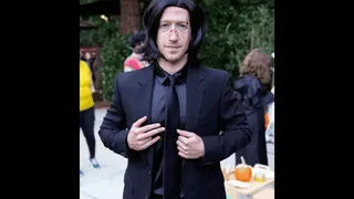 ‘Kamala Harris? Professor Snape?’: Internet Can't Recognise Mark Zuckerberg’s John Wick Look For Halloween; Makes Wild Guesses