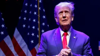 should-npt-have-left-white-house-after-2020-poll-loss-donald-trump-lambasts-democrats-at-pennsylvania-rally