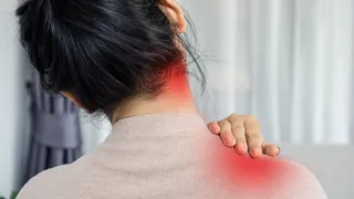 Is Shoulder Pain A Warning Sign Of Lung Cancer? Doctor Sheds Light On Symptoms To Not Ignore