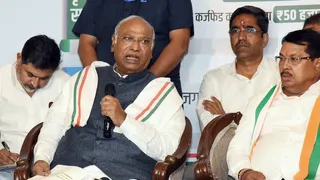 maharashtra-election-mva-manifesto-promises-caste-census-rs-4000-monthly-stipend-for-unemployed-youth-and-more