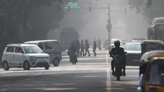 delhi-air-quality-today-area-wise-aqi-levels-smog-weather-updates-ncr-latest-news