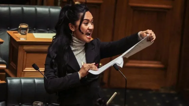 new-zealand-mp-rips-up-bill-in-parliament-sparks-controversy-with-traditional-dance