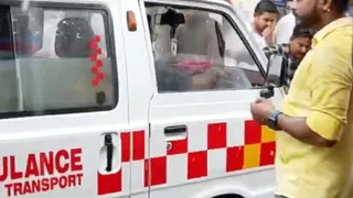 Kerala: Rival Factions Halt Violence To Let Ambulance Pass In Rare Act Of Civility| Watch