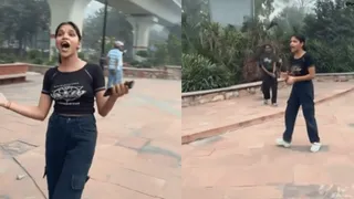 ‘Angrezi Main Gaali Aati Hai’: Delhi Girls Fighting In Public Cringe Out Internet | Viral Video