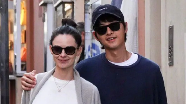 kdrama-star-song-joong-ki-and-wife-katy-louise-saunders-welcome-second-child-i-am-incredibly-grateful