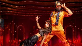 Pushpa 2 Song Kissik Out: Sreeleela And Allu Arjun's Bold Dance Moves Send Fans Into Frenzy | WATCH