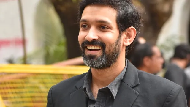 vikrant-massey-clarifies-he-is-not-retiring-from-acting-says-need-a-long-break