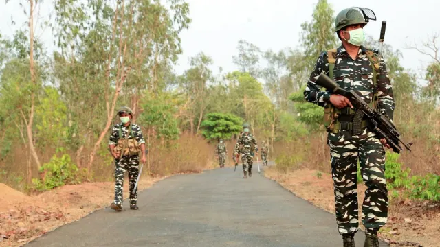 chhattisgarh-encounter-one-security-personnel-killed-after-gunfight-breaks-out-in-narayanpur