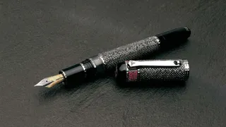 World's Most Expensive Pen Is Embellished With Diamonds, Gold And Rubies; The Price Will Give You Chills