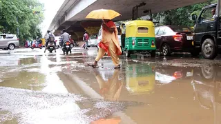 Bengaluru News: Residents Face Waterlogging And Traffic Congestion In Several Regions Due To Rain
