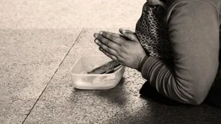 Indore Tightens Anti-Begging Measures: People Who Give Money To Beggars To Face FIRs From Next Year
