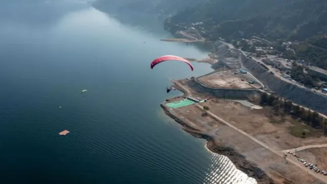 tehri-acro-festival-2024-uttarakhand-acro-world-championship-and-aero-show-begins-on-december-19-contests-paragliders-prize-money