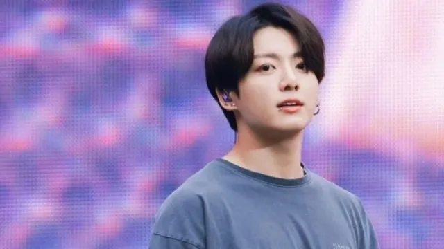 bts-jungkook-dances-with-choreographer-bada-lee-after-kim-taehyung-armys-cannot-get-enough-of-jk-powerful-moves-watch