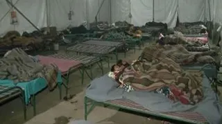Delhi News: Homeless People Struggle For Shelter As Cold Wave Grips National Capital; Light Rain Brings Respite From Pollution