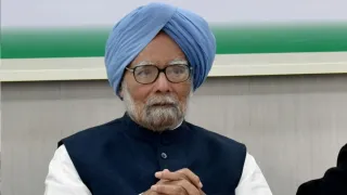 'Irreparable Loss To Indian Politics': PM Modi To Priyanka Gandhi, Leaders Mourn Ex-PM Manmohan Singh