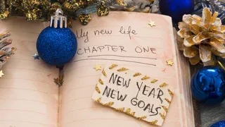 10 Resolutions You Must Make For New Year 2025