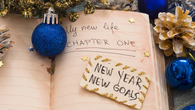 10-resolutions-you-must-make-for-new-year-2025